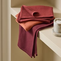 Luxe Winterberry Tea Towel Pack of 3