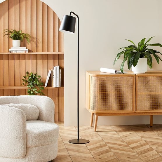 Henri Black Floor Light