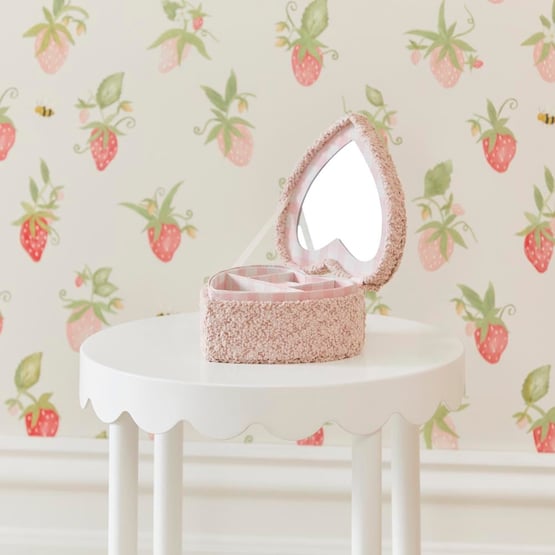 Decorative Heart Shape Pink Boucle Jewellery Box