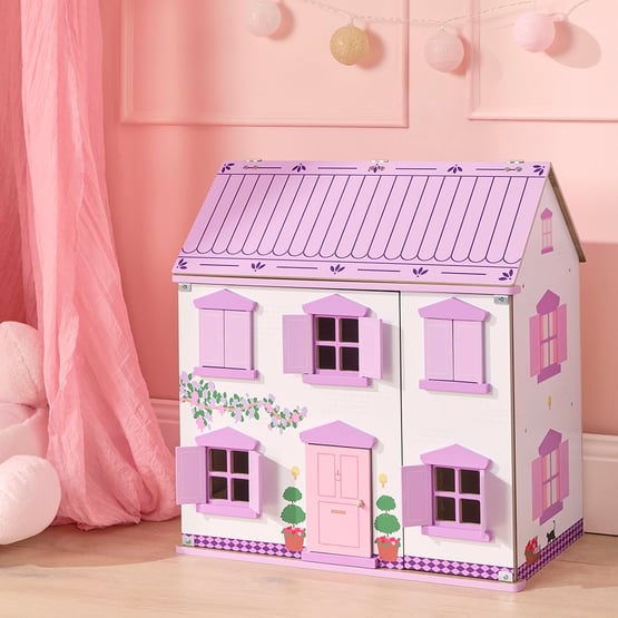 Lilly's Lilac Doll House