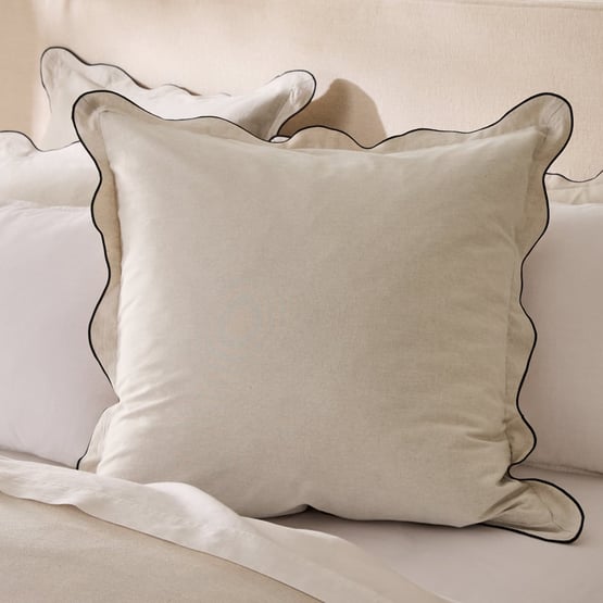 Hallie Scallop Natural & Black Pillowcase