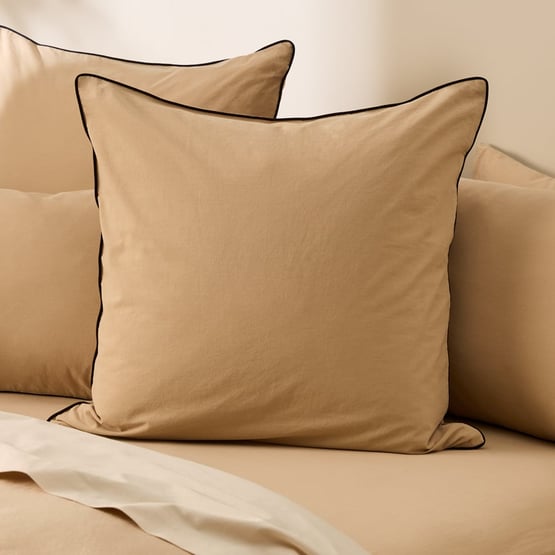 Stonewashed Cotton Sesame & Black Piped Pillowcases