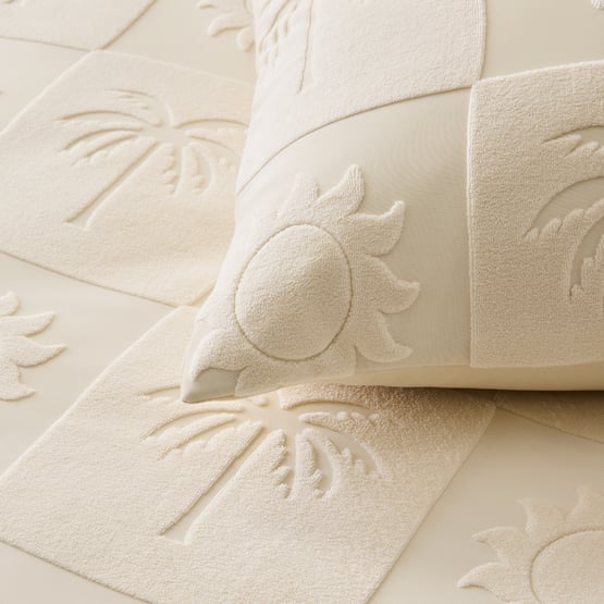 Palm White Tufted Quilt Cover Set
