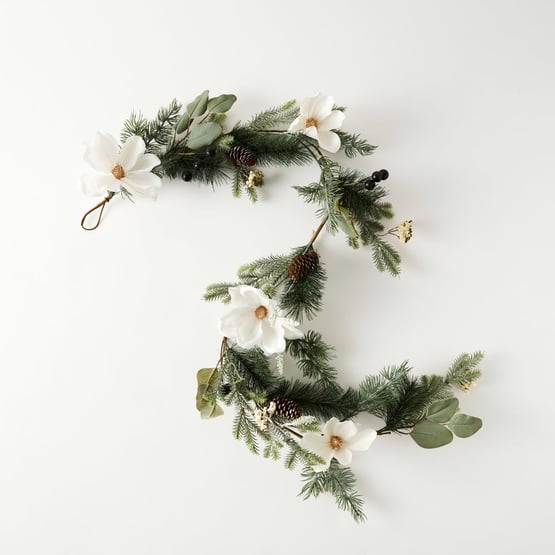 Magnolia & Berry Garland