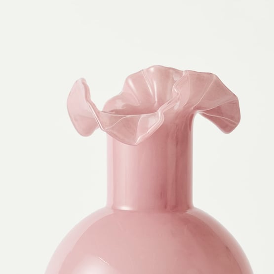Frill Collar Pink Short Glass Vase