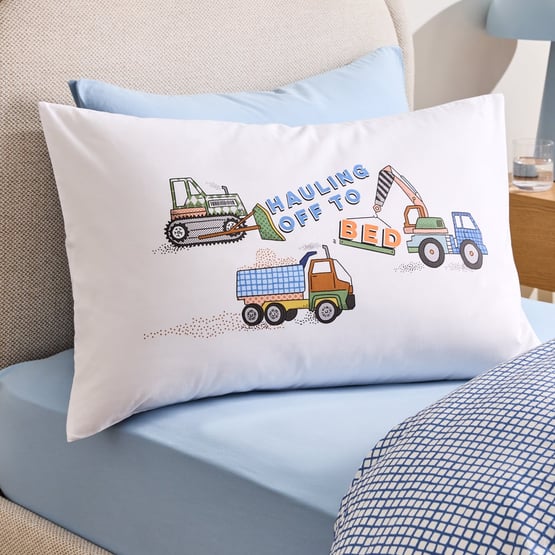 Hauling Off To Bed Text Pillowcase