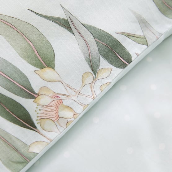 Fleur Harris Australian Friends Cot Quilt Cover Set