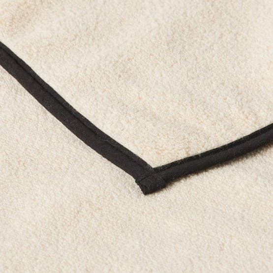 Dorchester Beach & Black Towel Range 