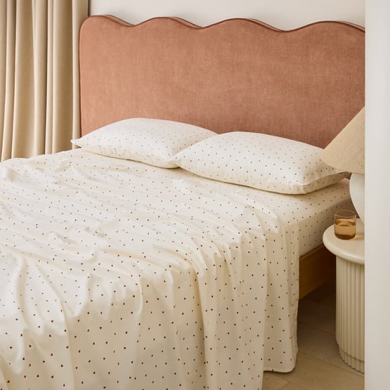  Darling Hearts Coconut & Cherry Flannel Sheet Separates