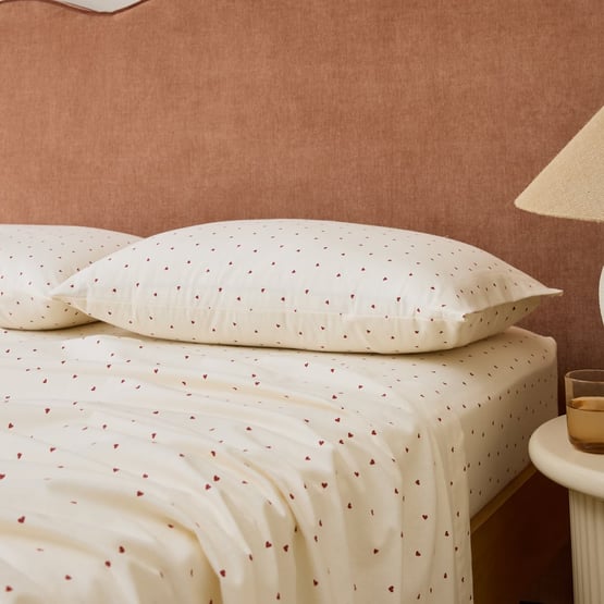  Darling Hearts Coconut & Cherry Flannel Sheet Separates