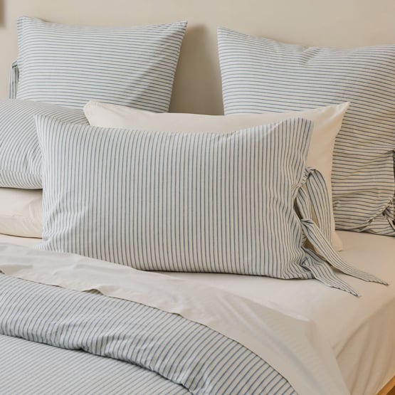 Stonewashed Cotton Thin Coconut & Blue Stripe Pillowcase