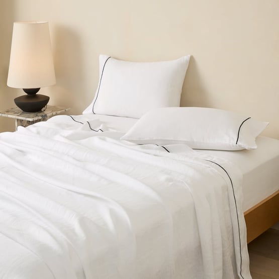 Vintage Washed Linen White & Onyx Piped Sheet Separates