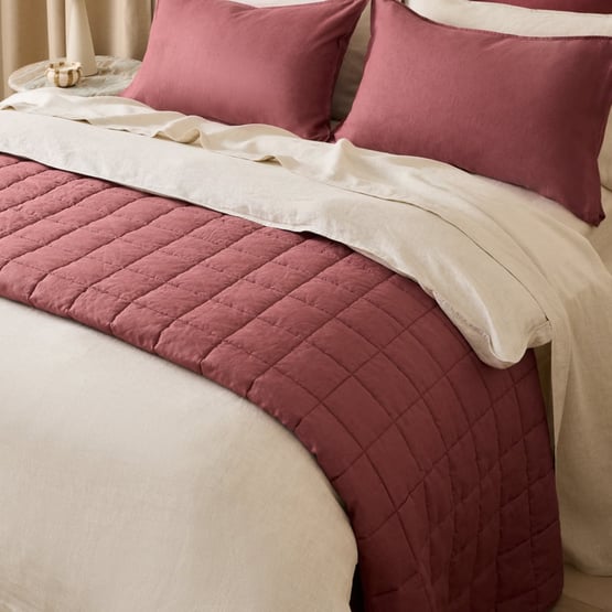Vintage Washed Linen Redwood Quilted Bedcover
