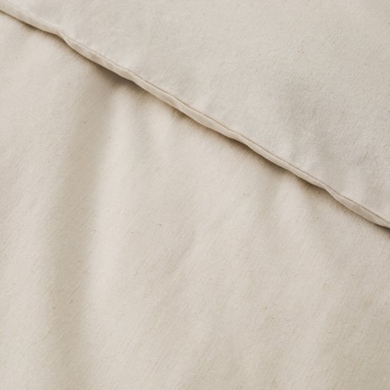 Hallie Scallop Coconut & Pecan Pillowcases