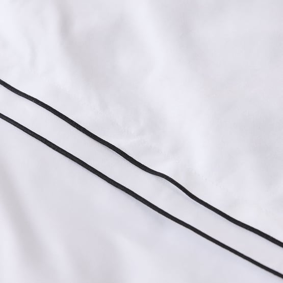 Egyptian Cotton White & Black Split Border Pillowcases 