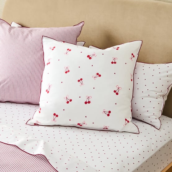 Ma Cherie Printed White Pillowcases