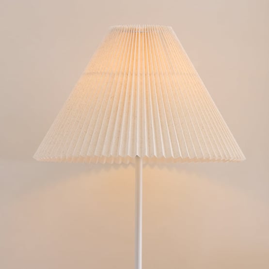 Pleats Coconut Milk & Linen Floor Light