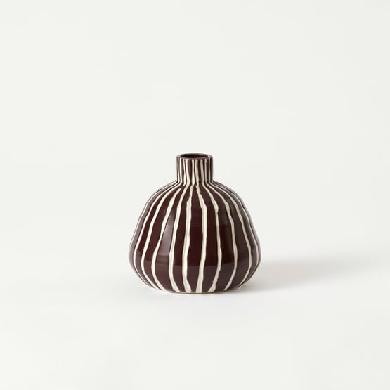 Elias Mini Chocolate Short Vase