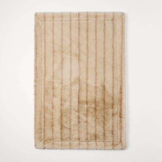 Lucerne Pebble Recycled Fur Throw