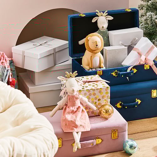 Boys and girls themed Christmas box ideas.