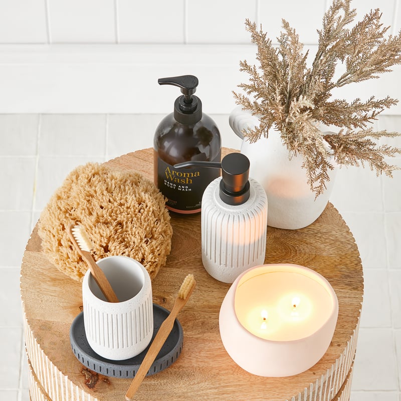 Sorrento Coconut & Elderflower Candle 400g