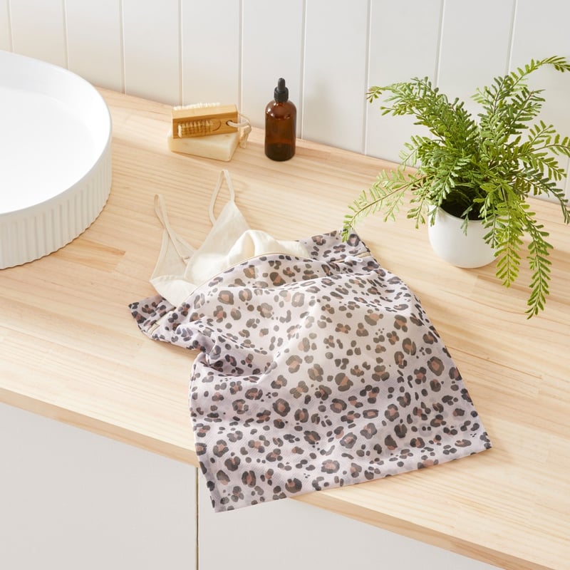 Laundry  Natural Leopard Wash Bag