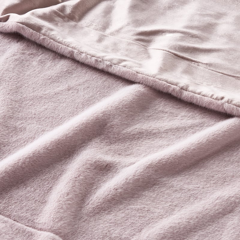 Astoria Dusty Pink Fur Throw