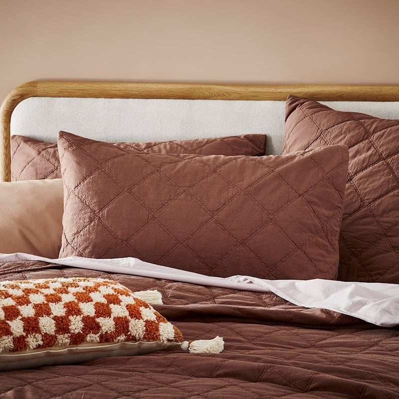 Stonewashed Cotton Mahogany Coverlet