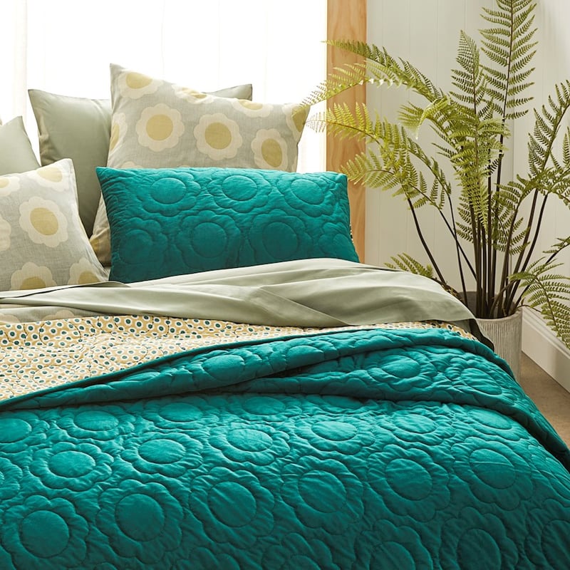 Flowerburst Velvet Green Quilted Coverlet + Pillowcases
