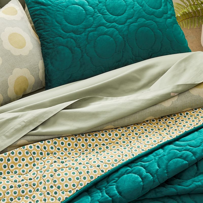Flowerburst Velvet Green Quilted Coverlet + Pillowcases