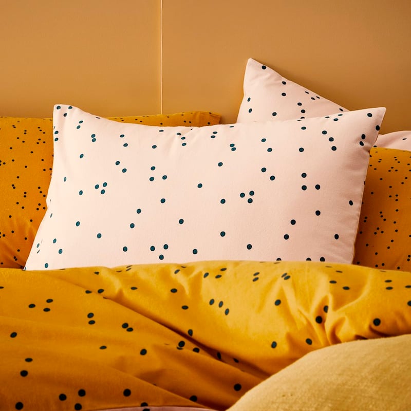Printed Pink Spot Flannelette Quilt Cover Set + Pillowcases