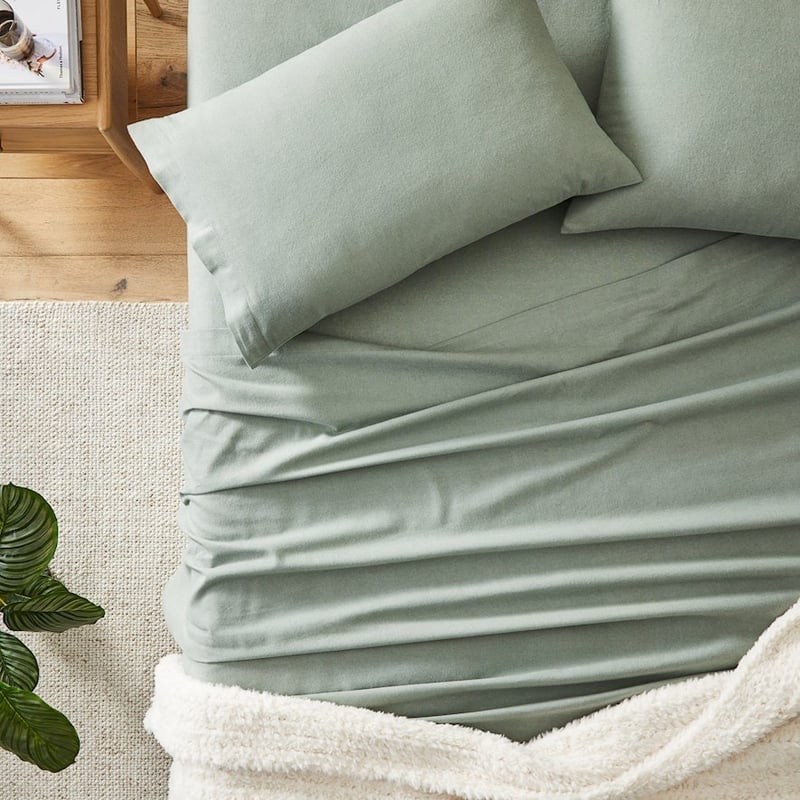 Plain Dyed Green Flannelette Sheet Set + Pillowcases