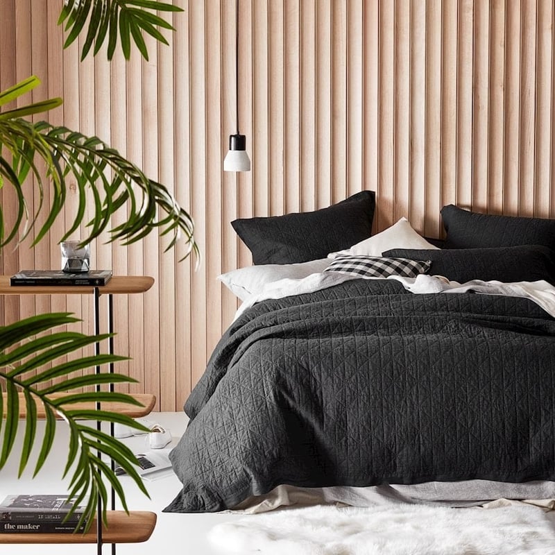 Vintage Washed Linen Onyx Quilted Quilt Cover Separates