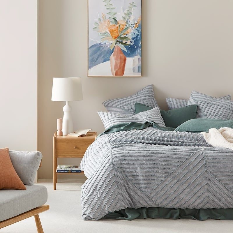 Kian Tufted Silver Duvet Cover + Pillowcases