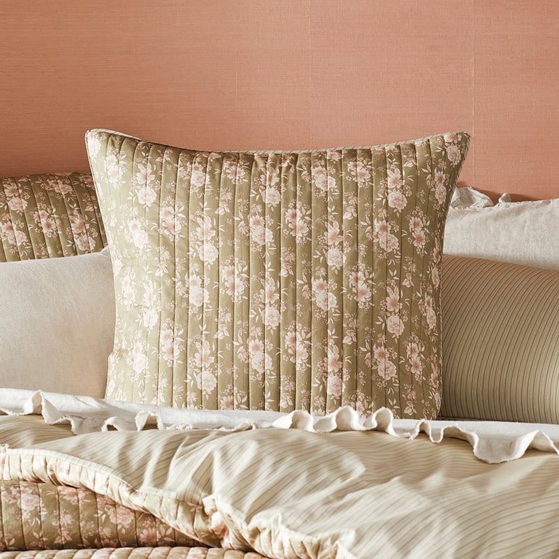 Vintage Rose Olive Quilted Pillowcases
