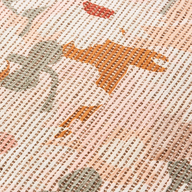 Kimmy Hogan Paper Daisies & Whisper Pink Rug Runner