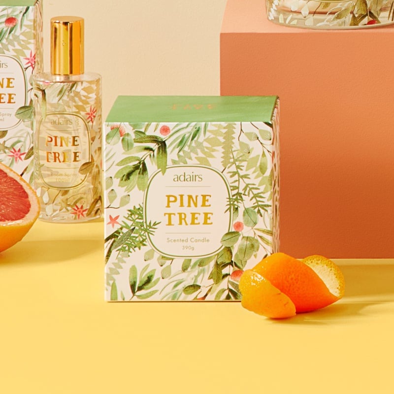 Christmas Pine Tree Candle 390g