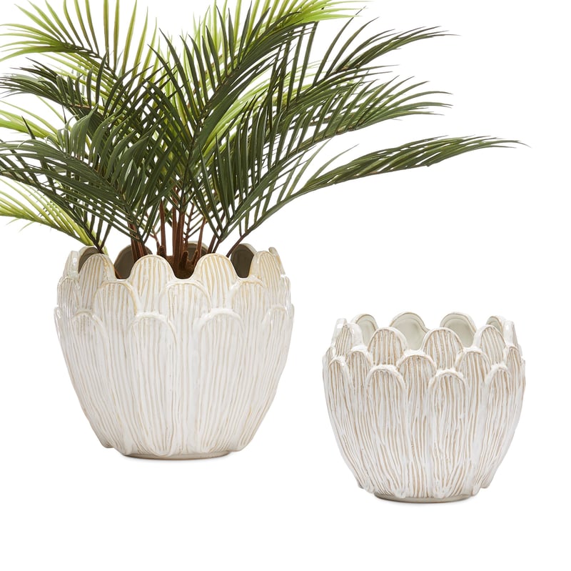 Lily White Pot