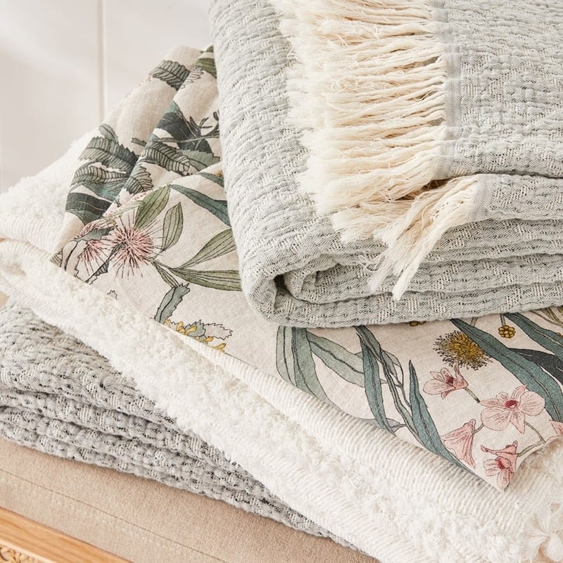 European Green Frome Throw