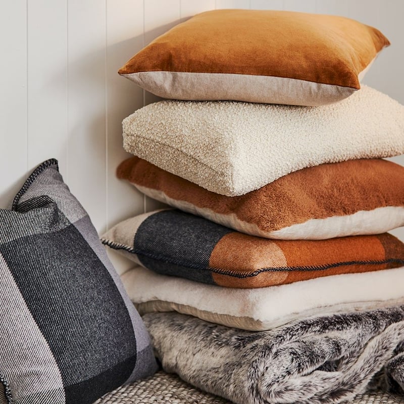 Montana Grey Wolf Fur Throw