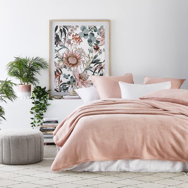 Sherpa Chalk Pink Blanket