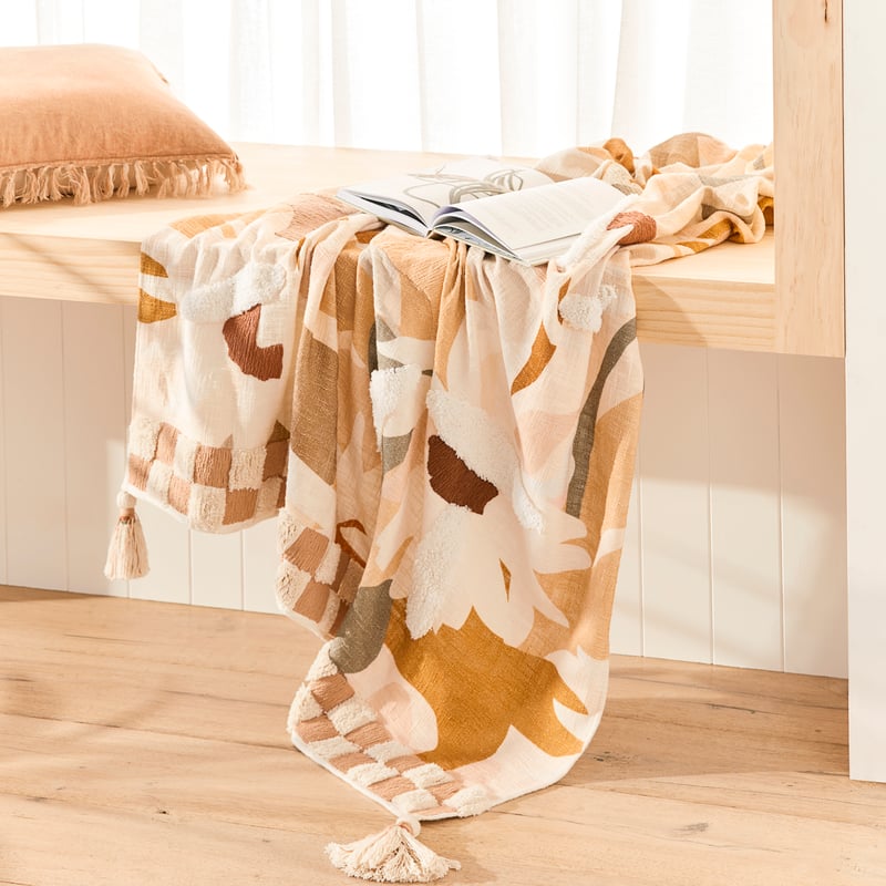 Kimmy Hogan Paper Daisies Throw