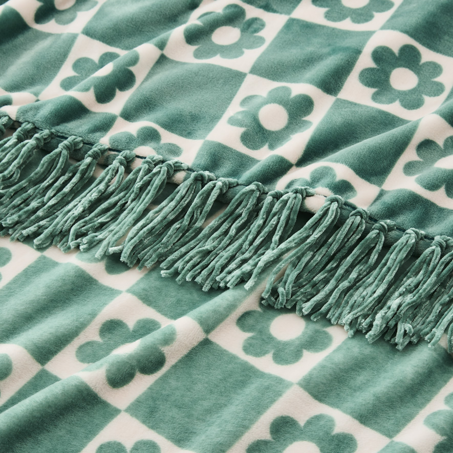 Supersoft Daisy Check Blanket