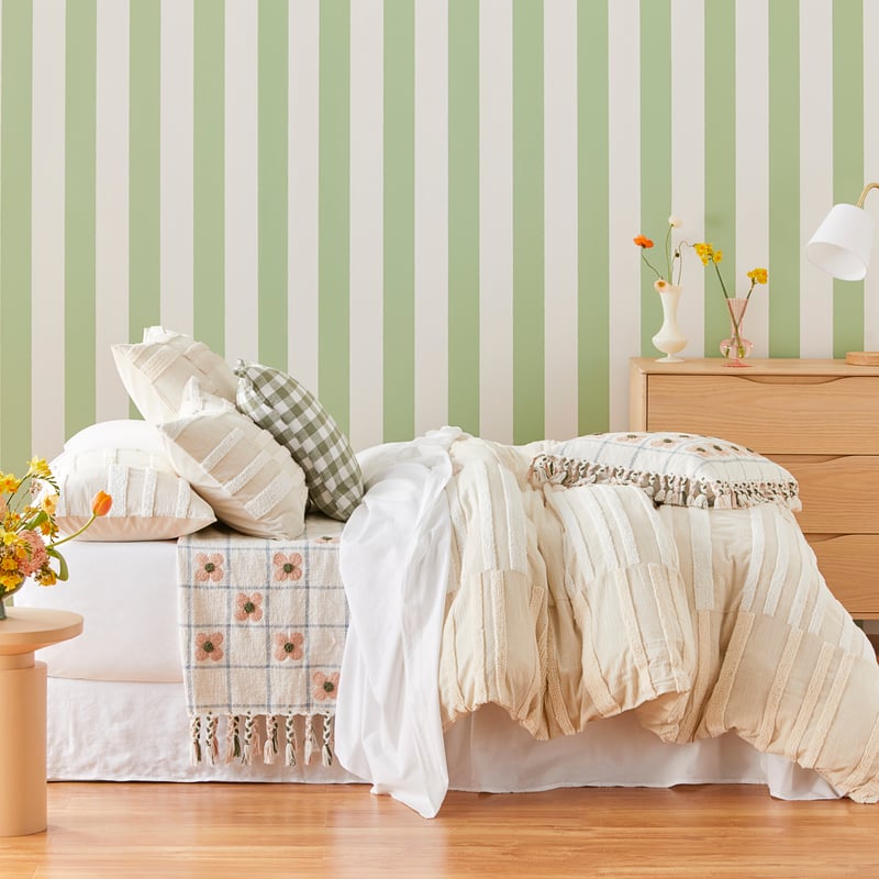 Daisy White & Pink Check Throw