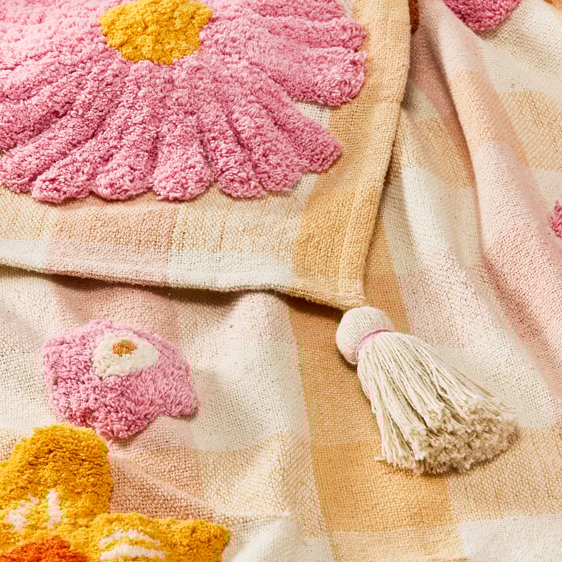 Peggy Floral Pink Tufted Throw