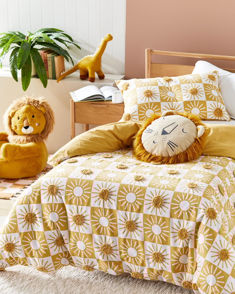 Sonny Tufted Sunshine Quilt Cover