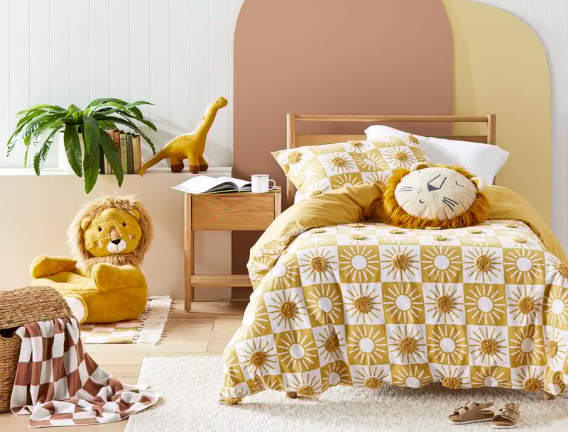 Sonny Tufted Sunshine Quilt Cover