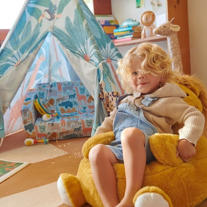 Animal Tan Lion Cuddle Chair