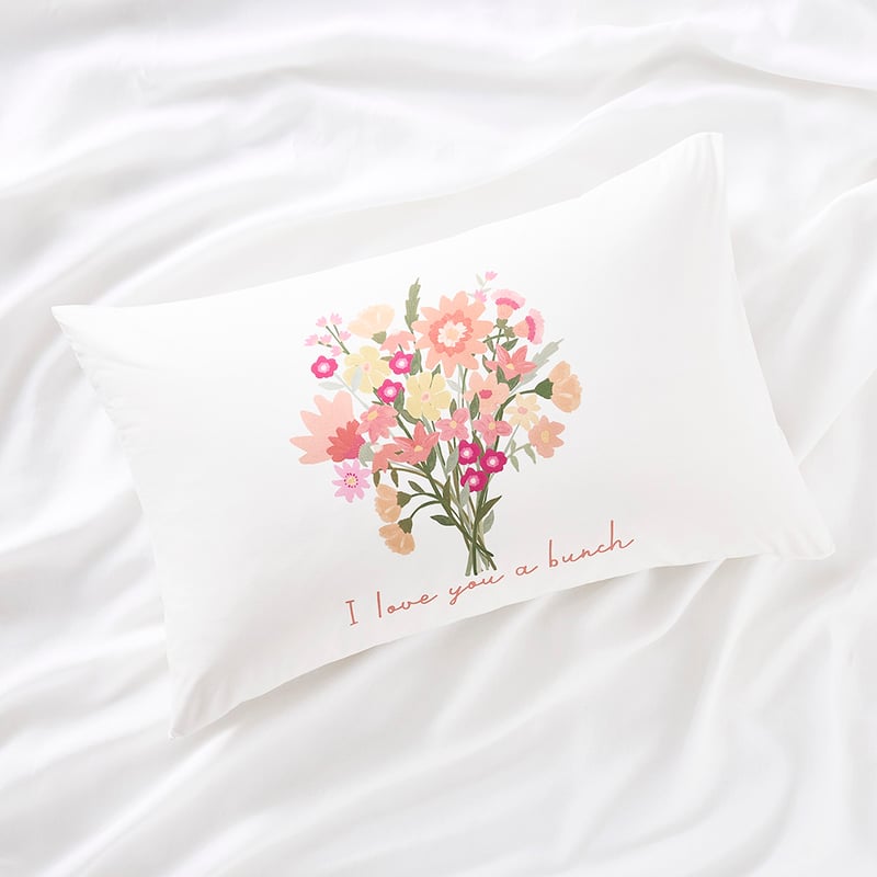 I Love You a Bunch Text Pillowcase