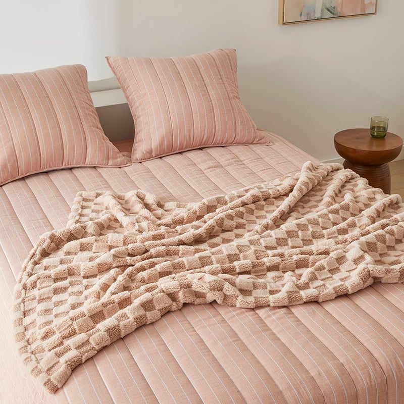 Estonia Earth Check Throw